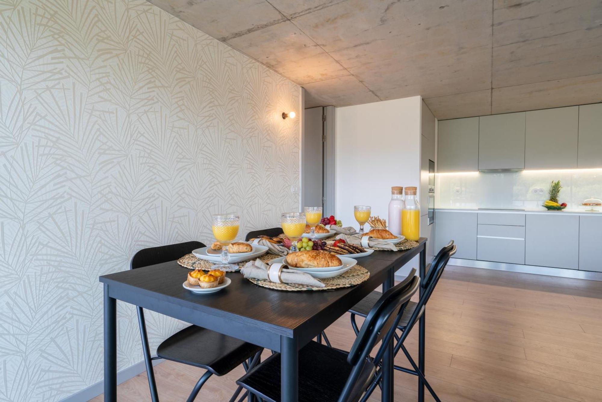 Host Wise - Luxurious Impressive Apartment - Balcony And Pool Vila Nova de Gaia Oda fotoğraf